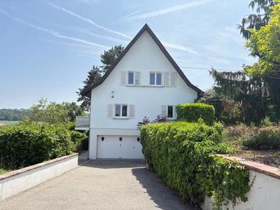 Maison - 310 m² - 6 pièces