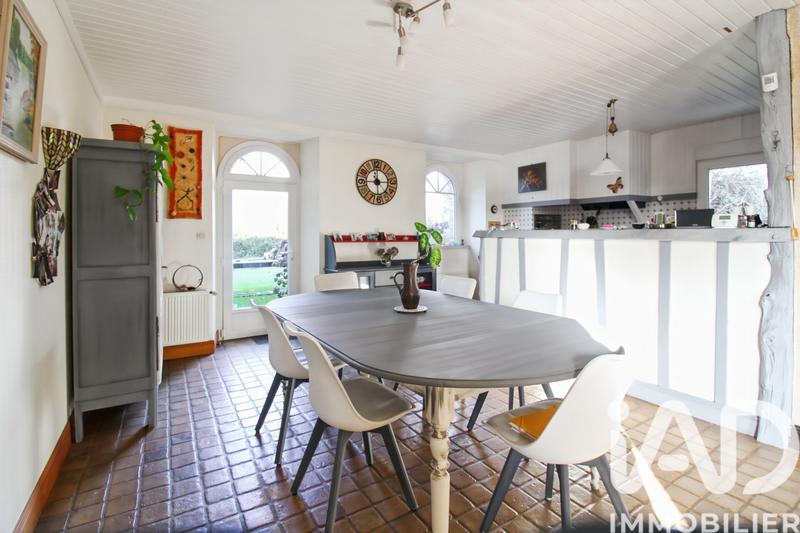 Maison - 177 m² - 8 pièces