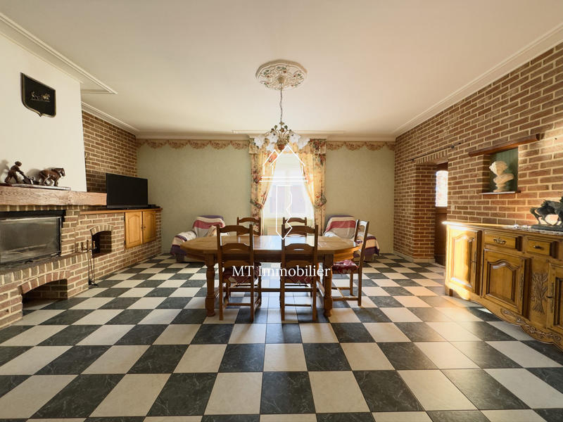 Maison - 257 m² - 10 pièces