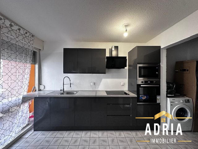 Appartement - 95 m² - 5 pièces