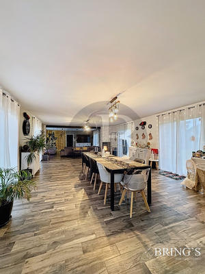 Maison ancienne - 274 m² - 10 pièces