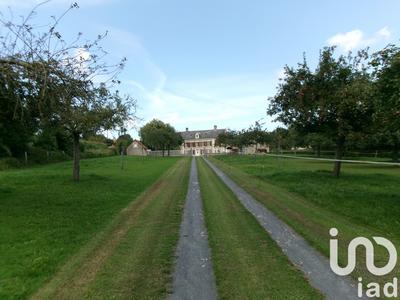 Maison - 137 m² - 9 pièces