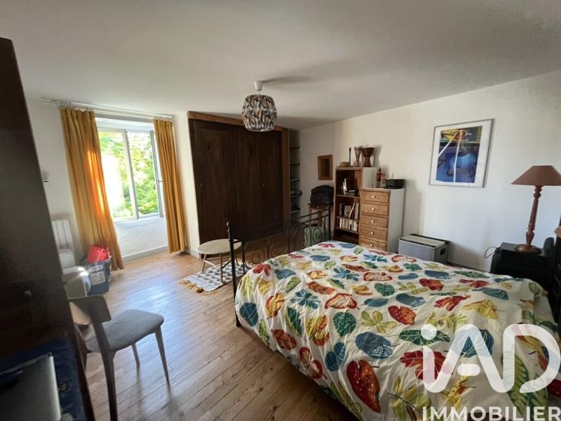 Maison - 350 m² - 11 pièces