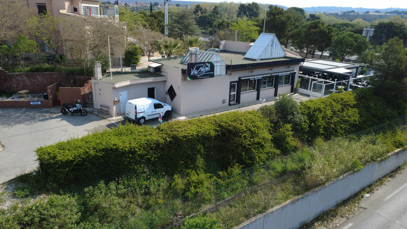 Local commercial - 253 m² - 3 pièces