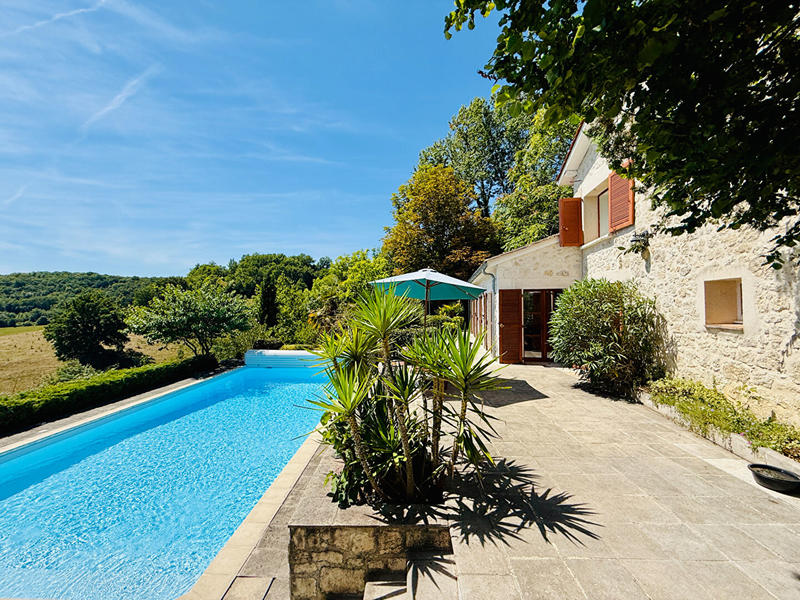 Maison - 123 m² - 4 pièces