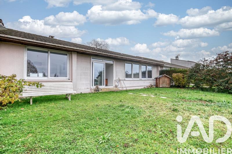 Maison - 99 m² - 5 pièces