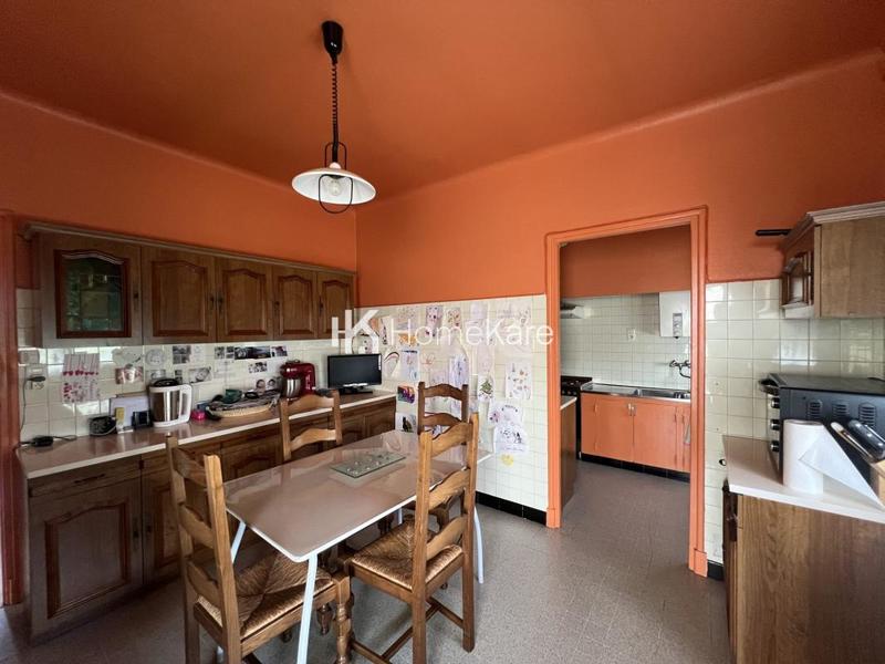 Maison - 200 m² - 7 pièces