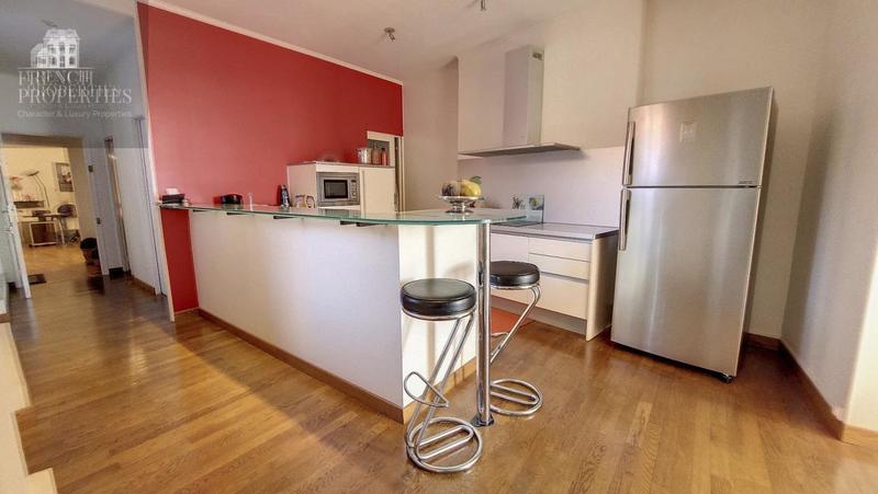 Appartement - 155 m² - 3 pièces