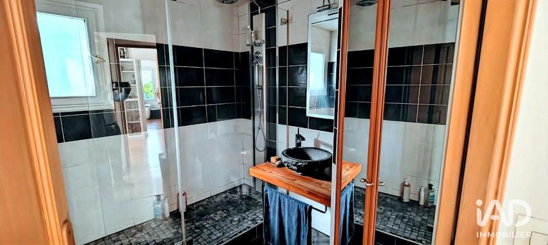 Maison - 135 m² - 6 pièces