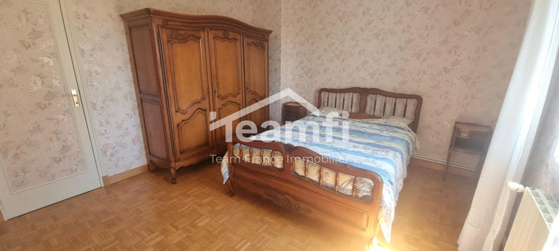 Maison - 143 m² - 7 pièces