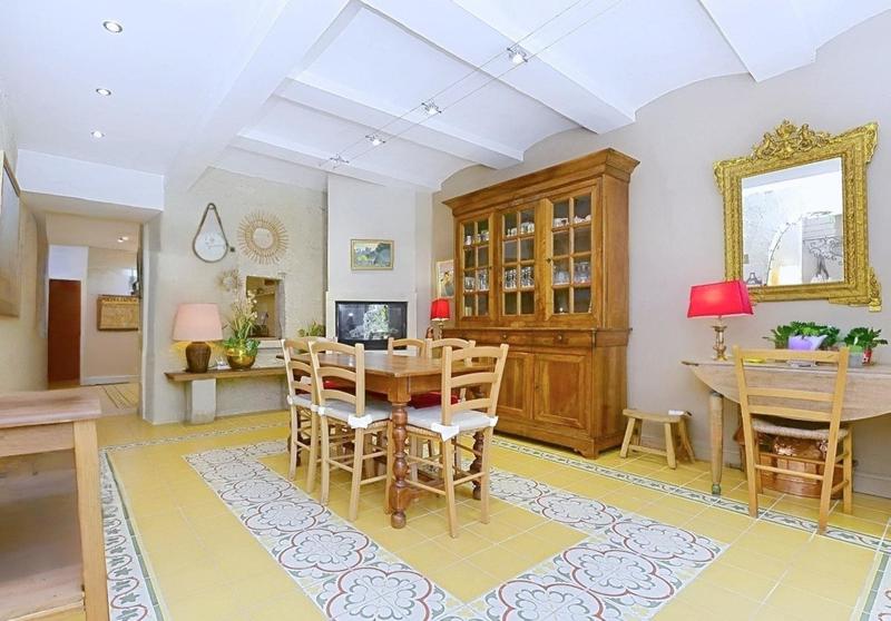 Maison - 182 m² - 6 pièces