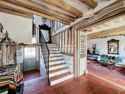 Maison - 159 m² - 6 pièces