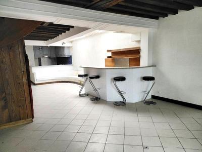 Maison - 153 m² - 7 pièces