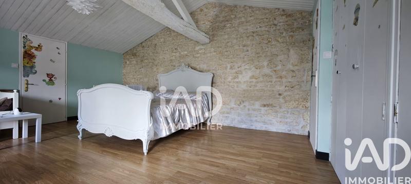 Maison - 245 m² - 8 pièces