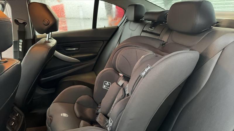 Bmw Série 3 (F30) 318d 143 Bva8 Luxury