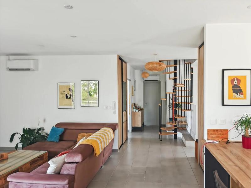 Appartement - 110 m² - 5 pièces