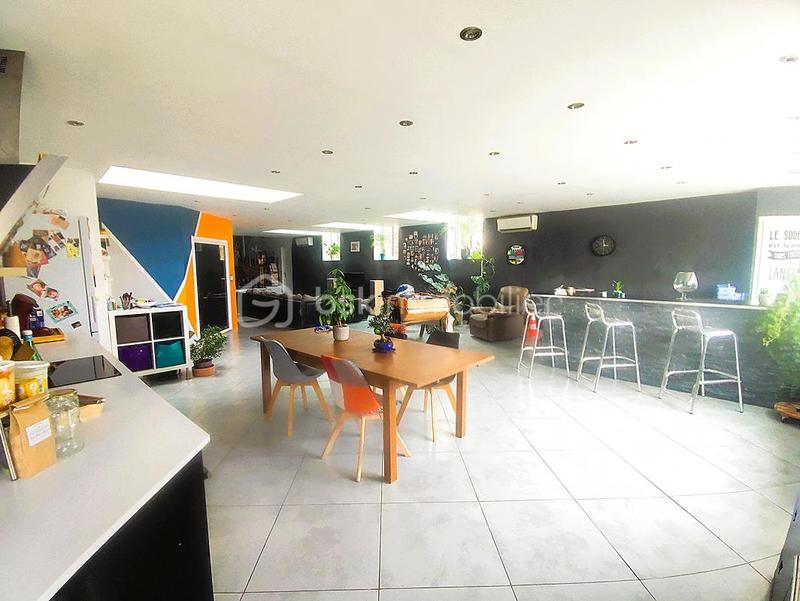 Loft - 162 m² - 4 pièces