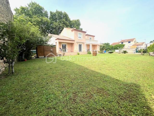 Mazet - 230 m² - 7 pièces