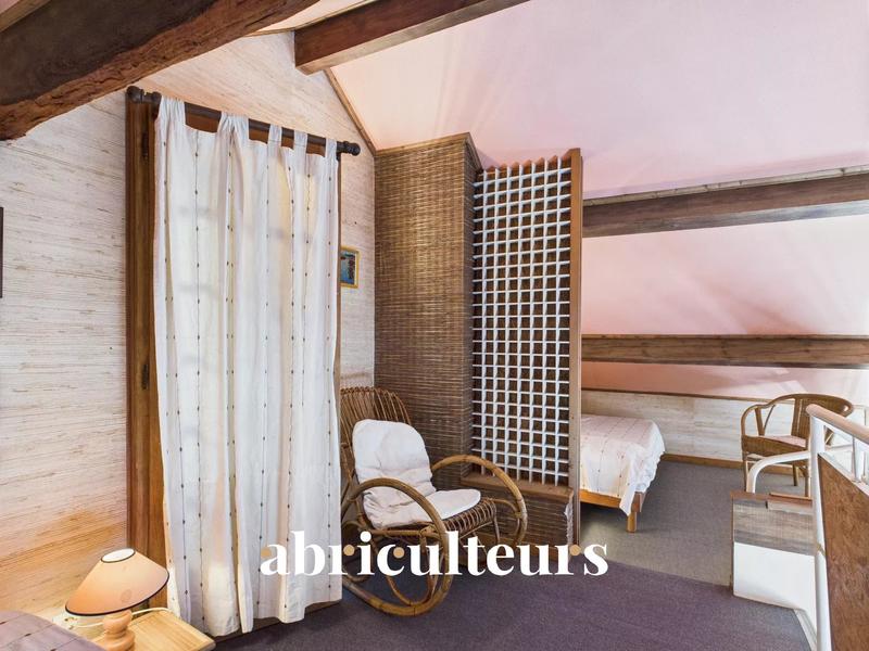 Maison - 186 m² - 6 pièces