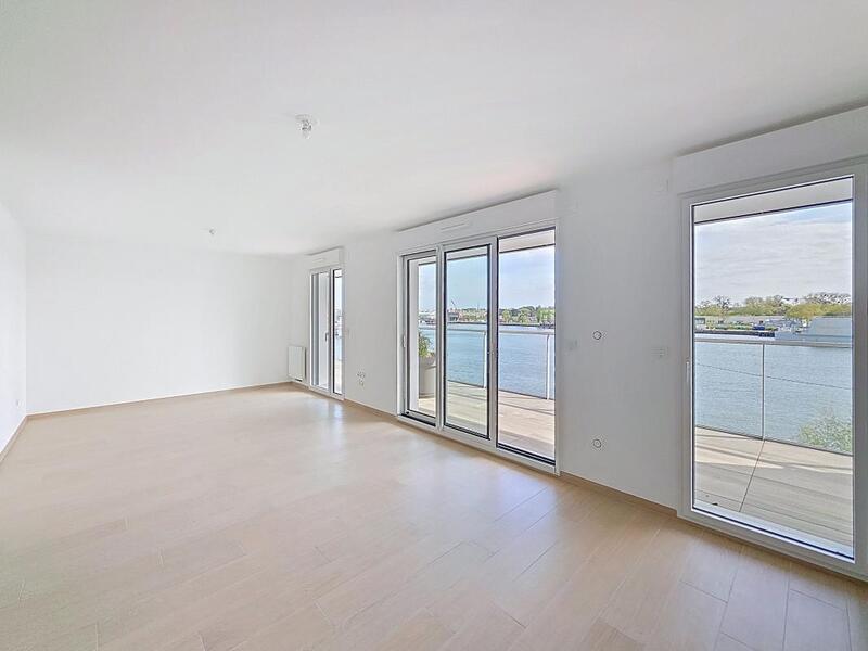 Appartement - 81 m² - 3 pièces