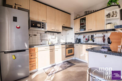 Appartement - 83 m² - 4 pièces