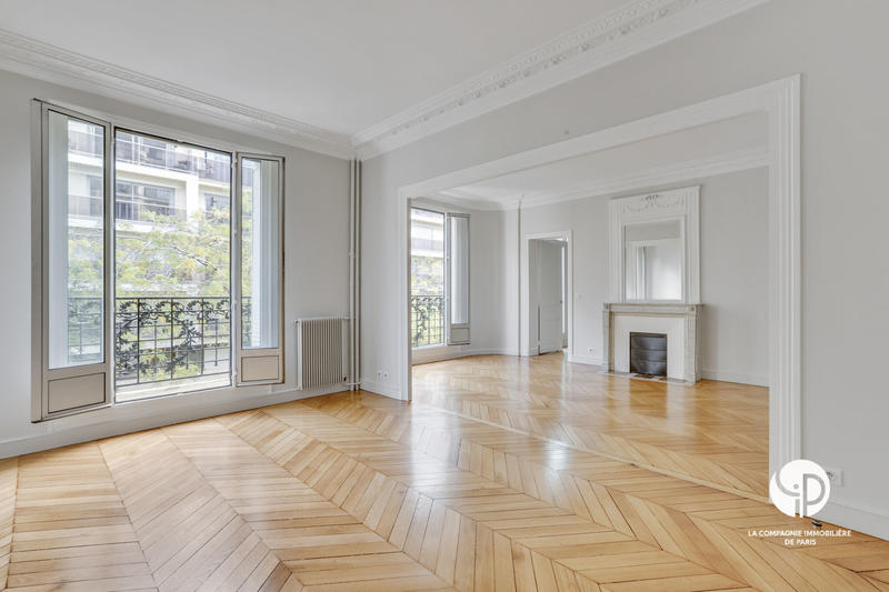 Appartement - 110 m² - 5 pièces