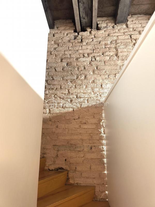 Appartement - 212 m² - 6 pièces