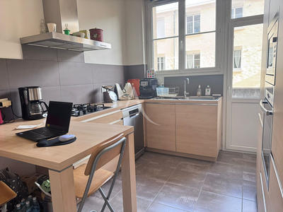 Appartement - 105 m² - 4 pièces