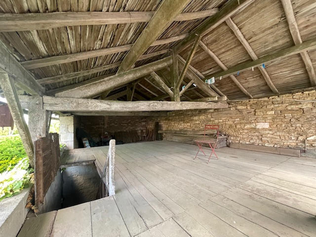 Maison en pierre - 122 m² - 4 pièces