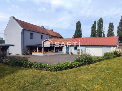 Maison - 158 m² - 5 pièces