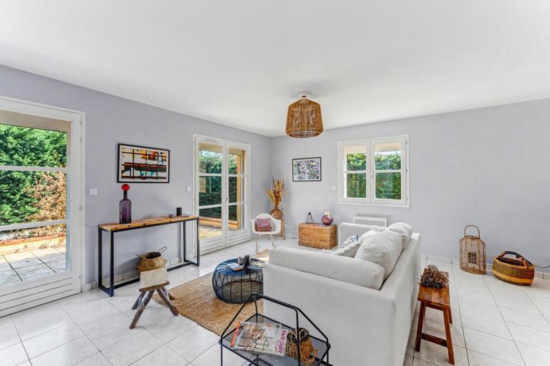 Maison - 199 m² - 6 pièces