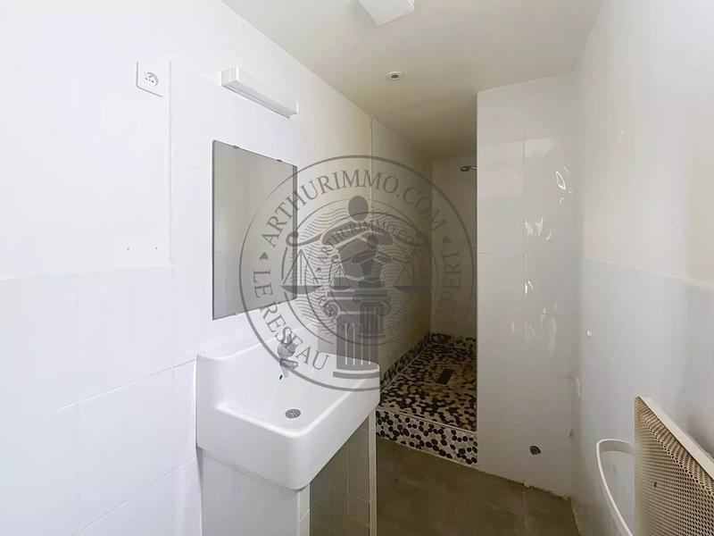 Maison - 96 m² - 4 pièces