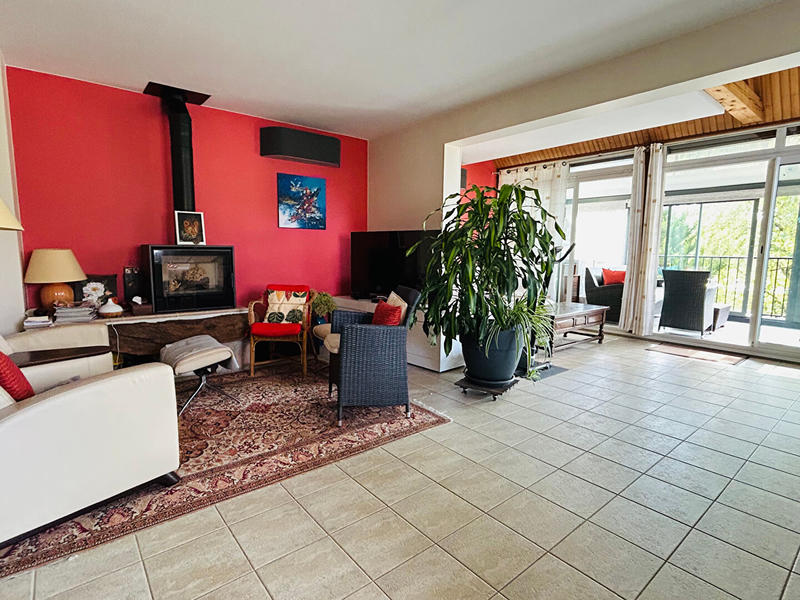 Maison - 180 m² - 6 pièces