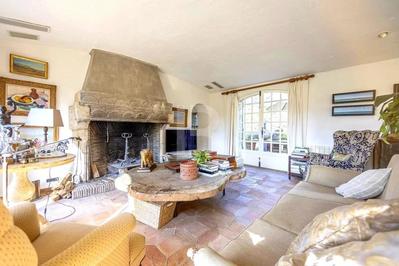 Mas - 252 m² - 7 pièces