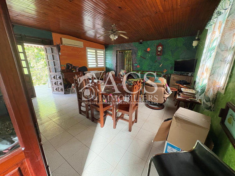 Maison - 97 m² - 4 pièces