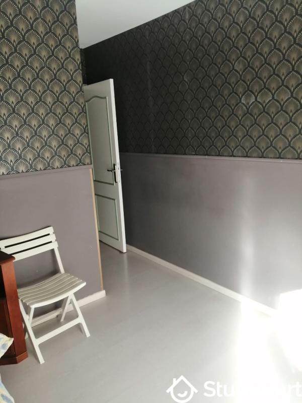 Chambre - 9 m² - 1 pièce