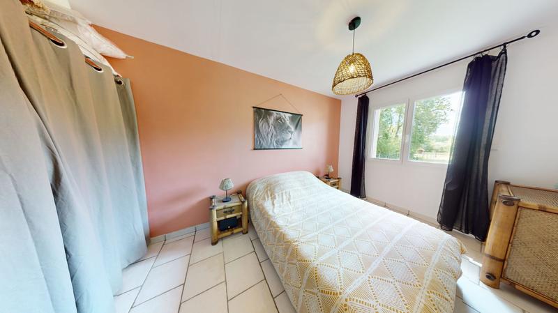 Maison traditionnelle - 210 m² - 8 pièces