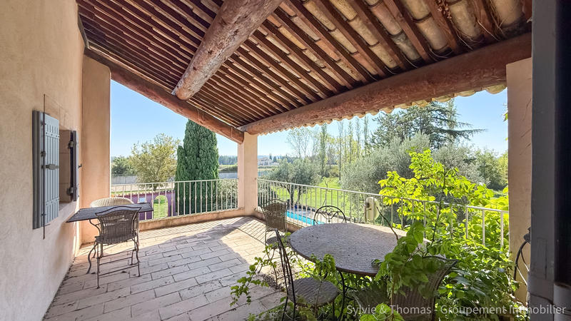 Mas - 324 m² - 8 pièces