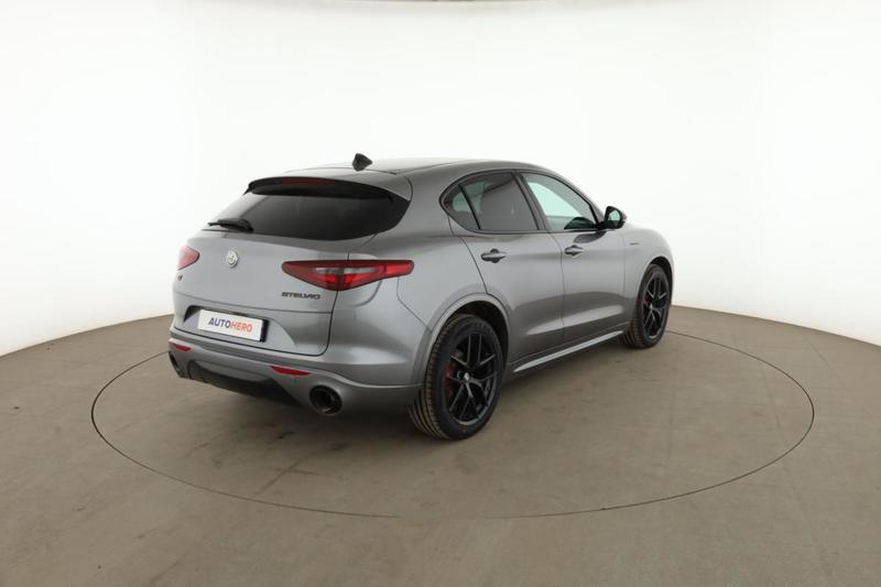 Alfa Romeo Stelvio 2.2 Diesel Q4 Veloce At8 210 ch