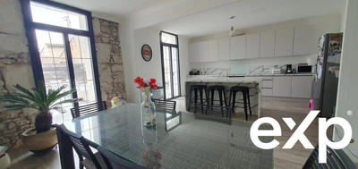 Maison traditionnelle - 176 m² - 4 pièces