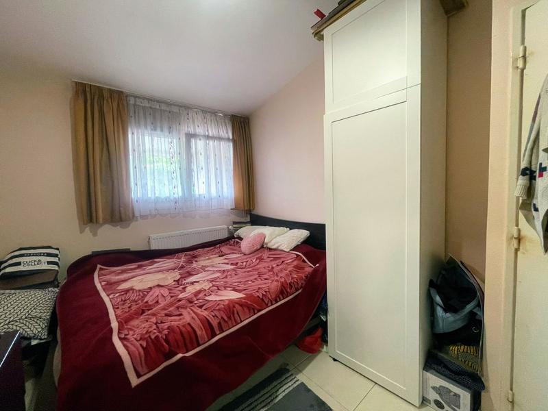 Appartement - 93 m² - 5 pièces