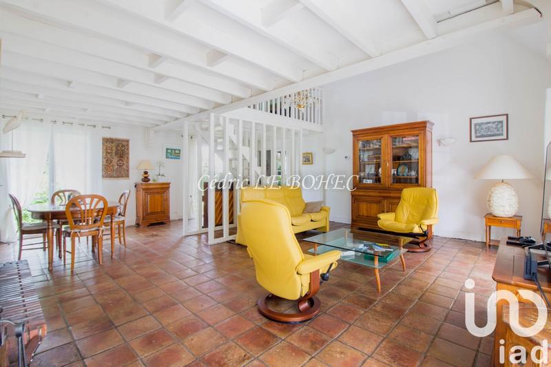 Maison - 198 m² - 8 pièces