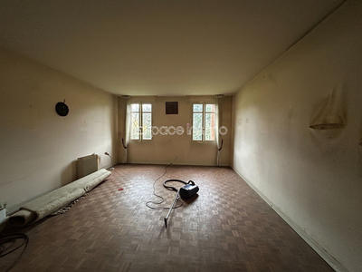 Maison - 177 m² - 7 pièces