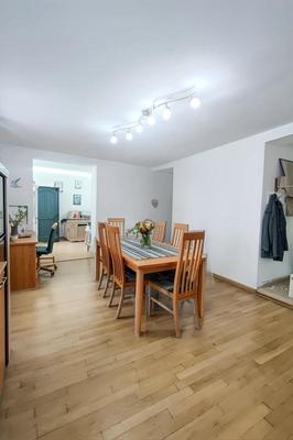 Appartement - 80 m² - 3 pièces