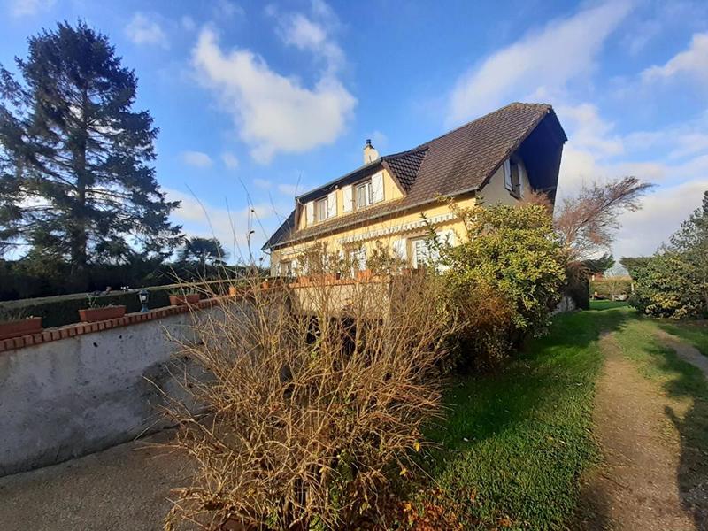 Maison - 146 m² - 7 pièces