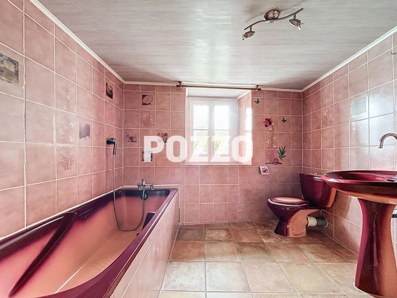 Maison - 176 m² - 8 pièces