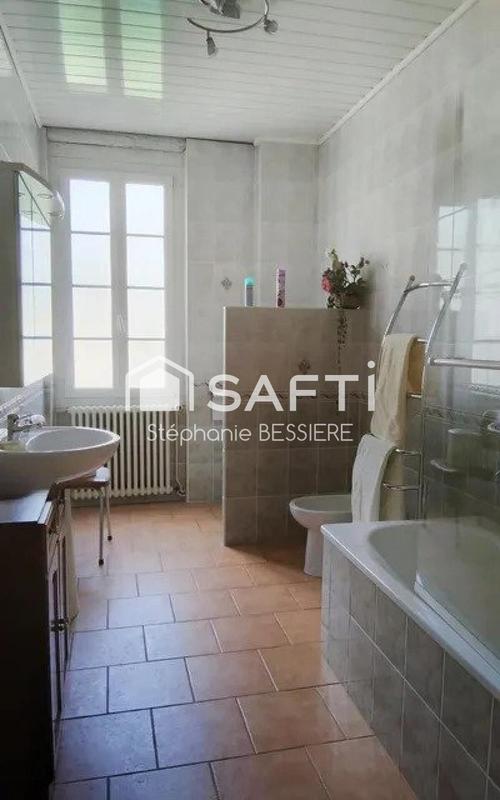 Maison - 187 m² - 6 pièces