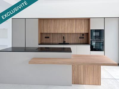 Maison - 180 m² - 6 pièces