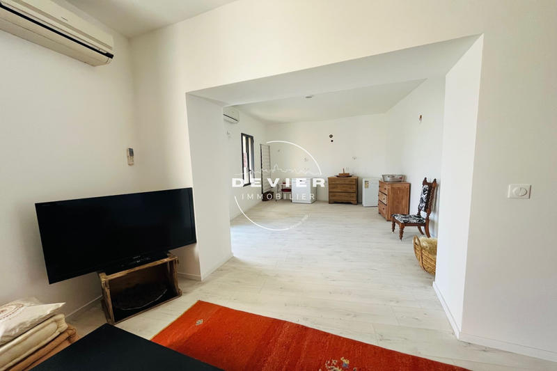 Maison - 307 m² - 7 pièces