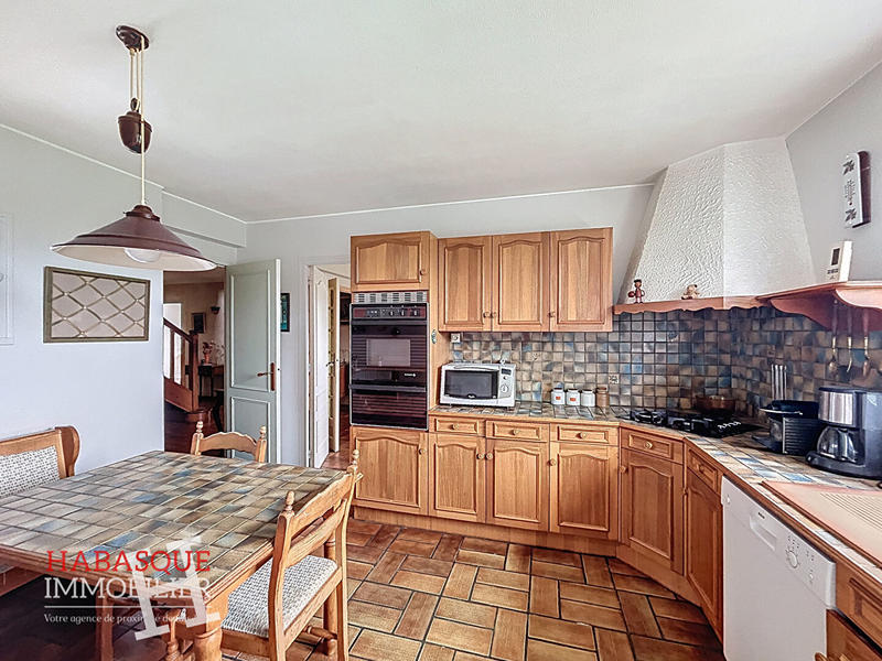 Maison - 162 m² - 7 pièces